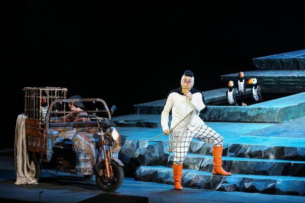 Daniel Schmutzhard (Papageno), Puppenspieler:innen